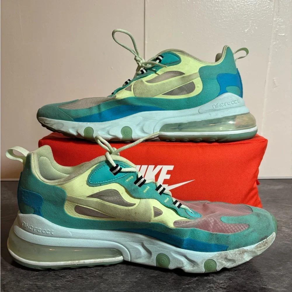 Nike Air Max Sneakers in Teal and Aqua - Picture 2 of 6